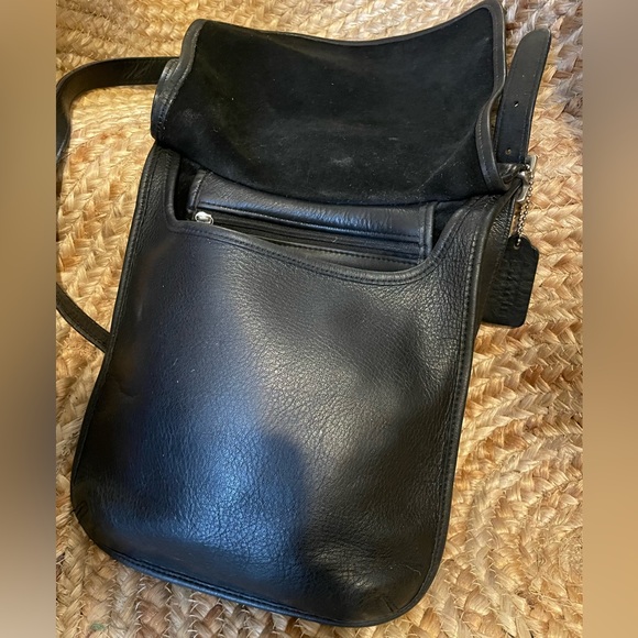 Vintage Coach Slim Hippie Flap Satchel - Picture 3 of 6